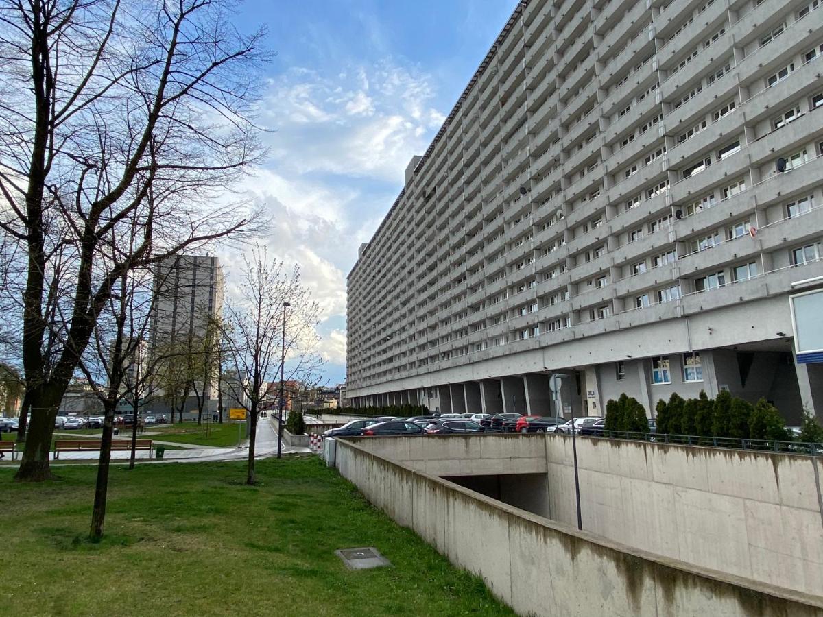 Aparthotel Superjednostka Kattowitz Exterior foto