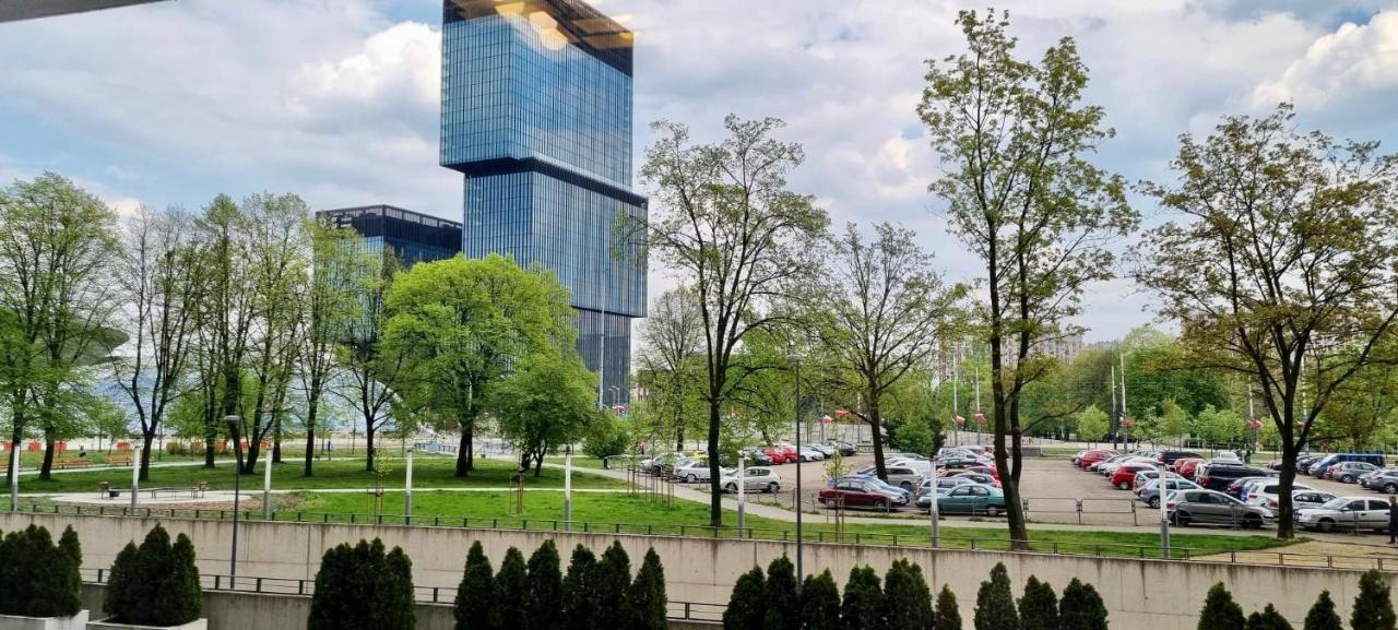 Aparthotel Superjednostka Kattowitz Exterior foto